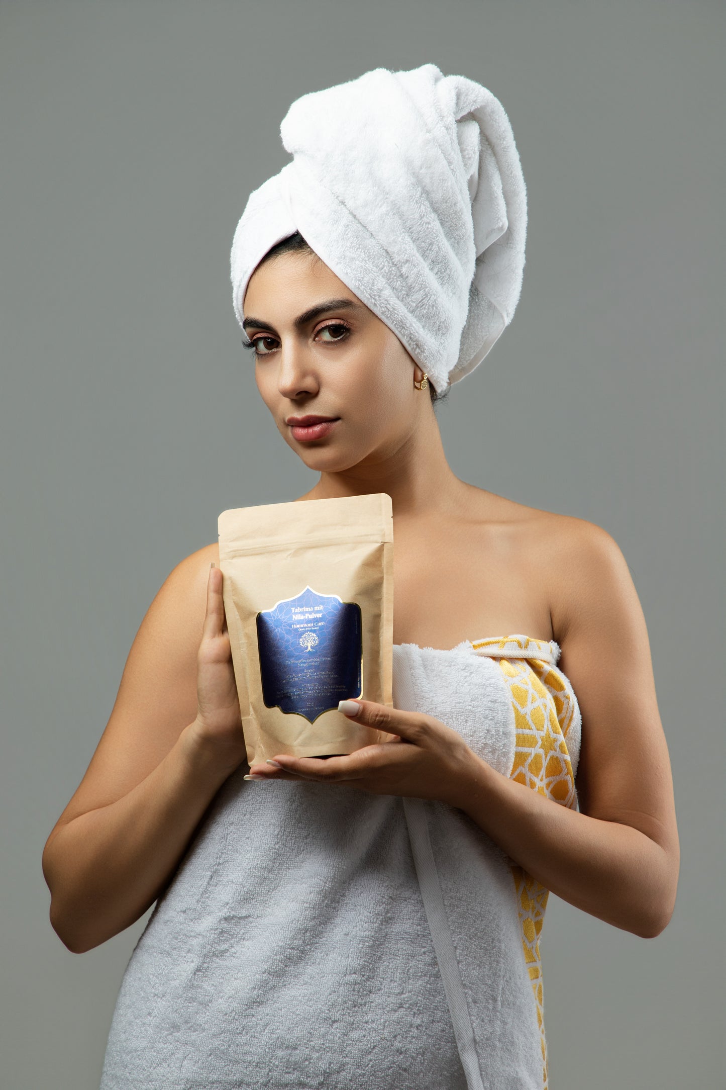 Masque corporel Tabrima - Masque corporel aux puissants bienfaits anti-âge, nourrit, exfolie et apaise pour un teint visiblement plus sain.