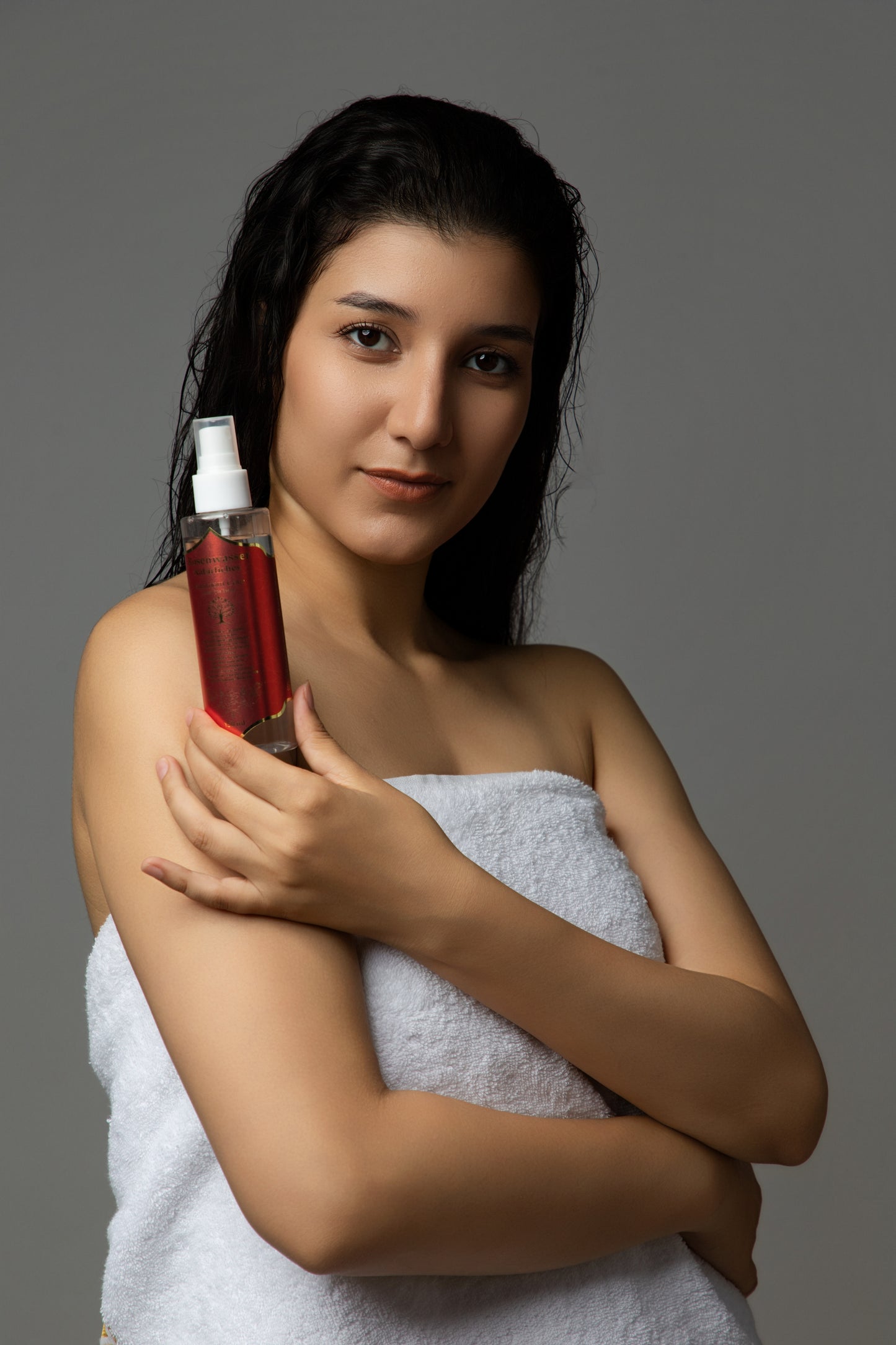 Eau de rose M'gouna - Extrait de rose marocaine biologique pour l'hydratation, l'apaisement des irritations cutanées et l'éclat naturel