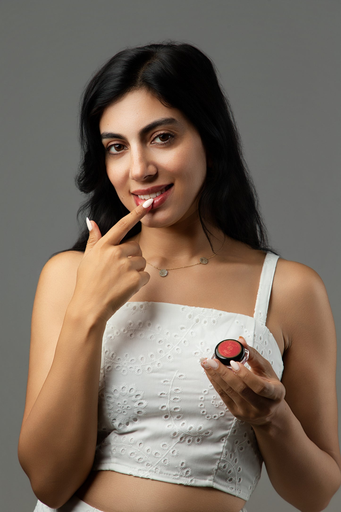 Aker Fassi Traditionelles marokkanisches Make-up für alle Hauttöne, vielseitige Lippen- und Wangenfarbe, Bio-Mohn- und Granatapfelmischung